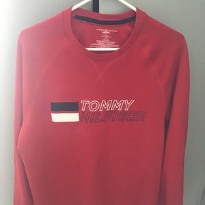 Red Tommy Hilfiger Sweatshirt